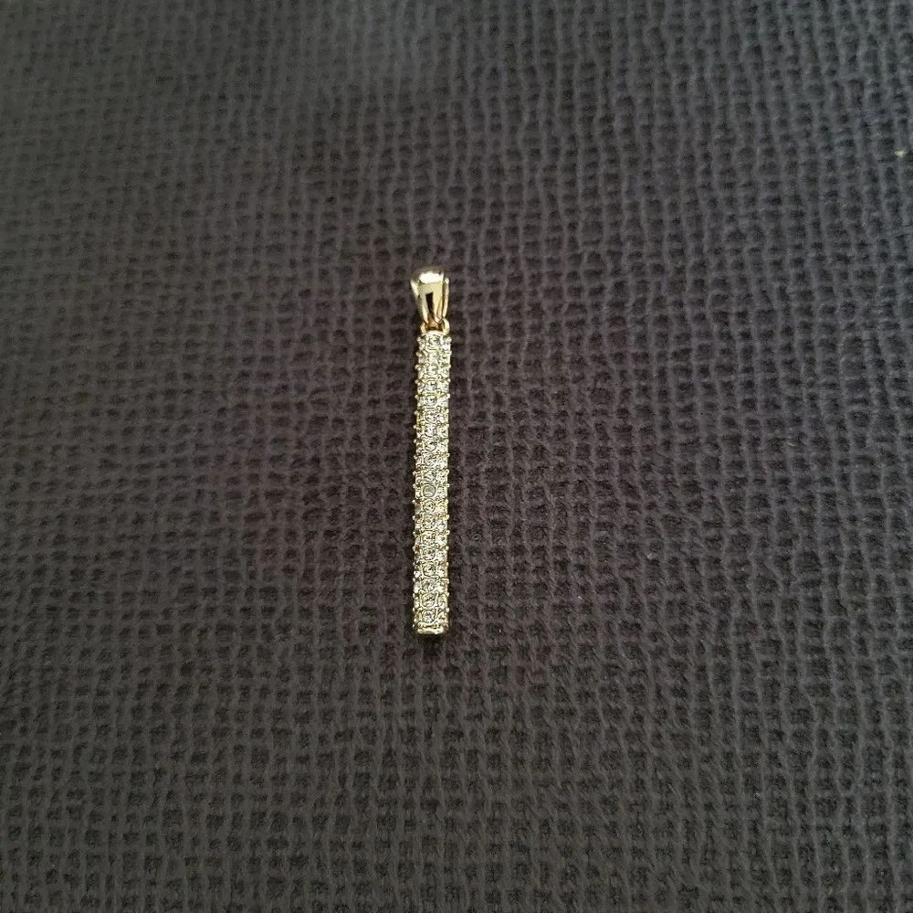 Vertical↕️ Bar Pendant with Pave Crystals💎